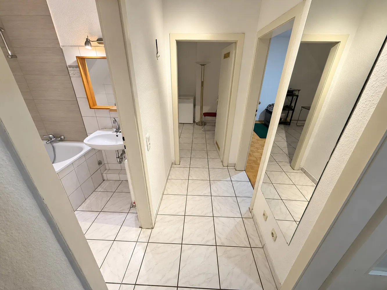 2 Zimmer Wohnung mit 46 m² in Köln – Bild 9