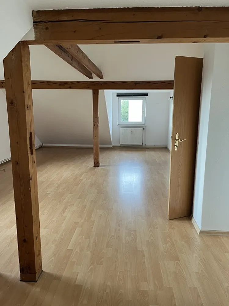 2 Zimmer Wohnung mit 79 m² in Bremen – Bild 1