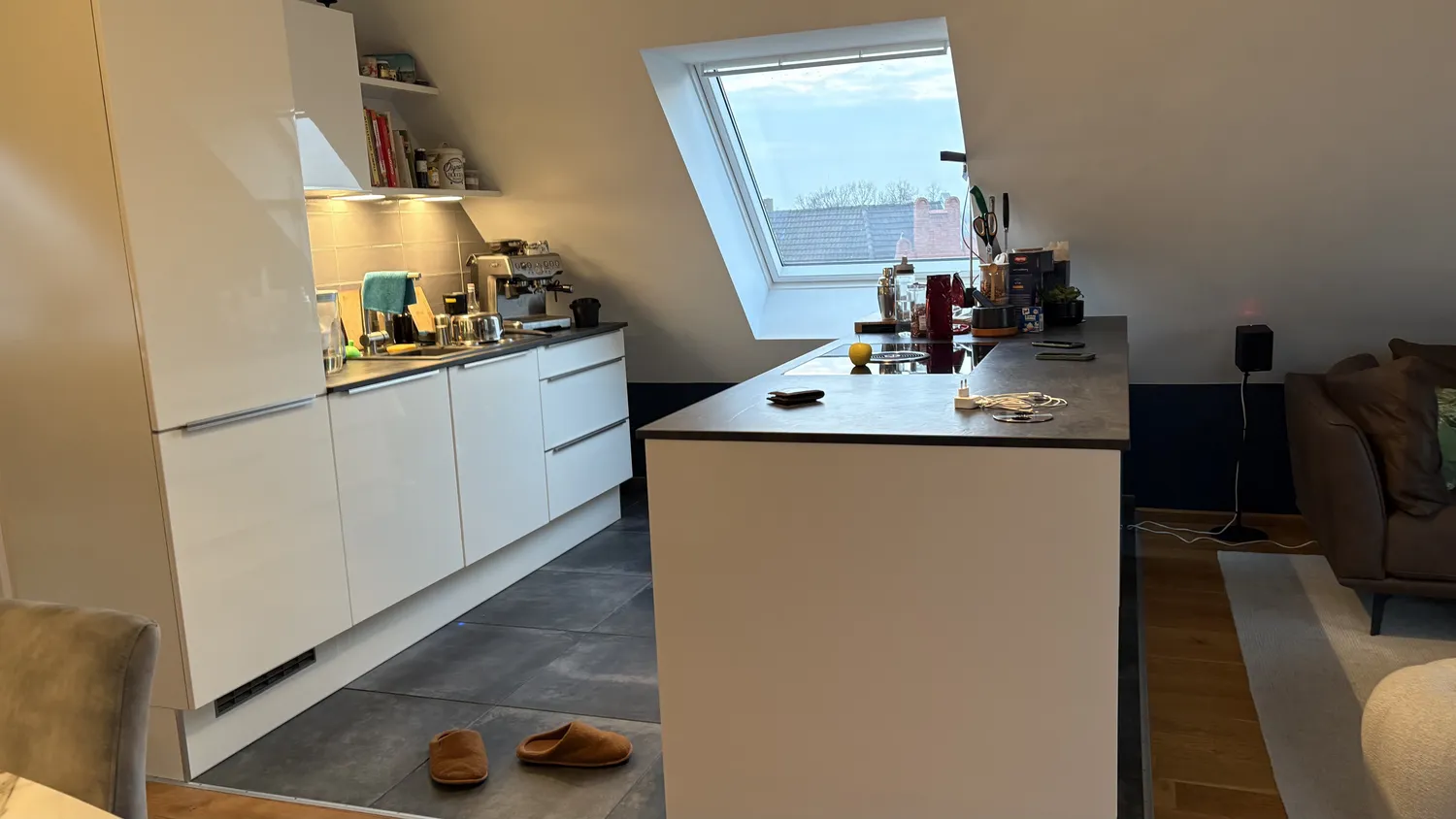 1 room apartment with 10 m² in Cologne – Photo 1