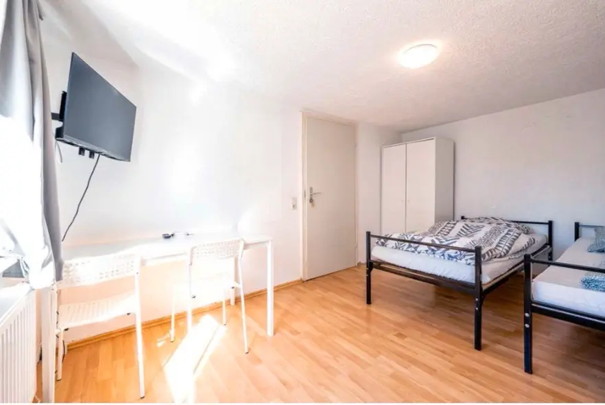 WG-Zimmer mit 313 m² in Göppingen – Bild 2
