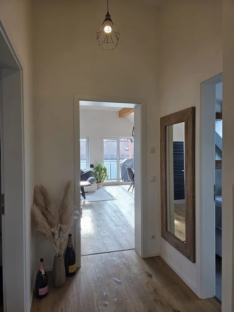 2 Zimmer Wohnung mit 70 m² in München – Bild 9