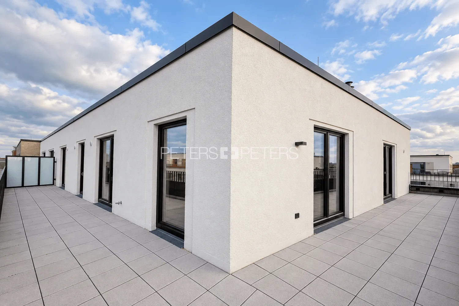 5 room apartment with 128 m² in Hamburg – Photo 4
