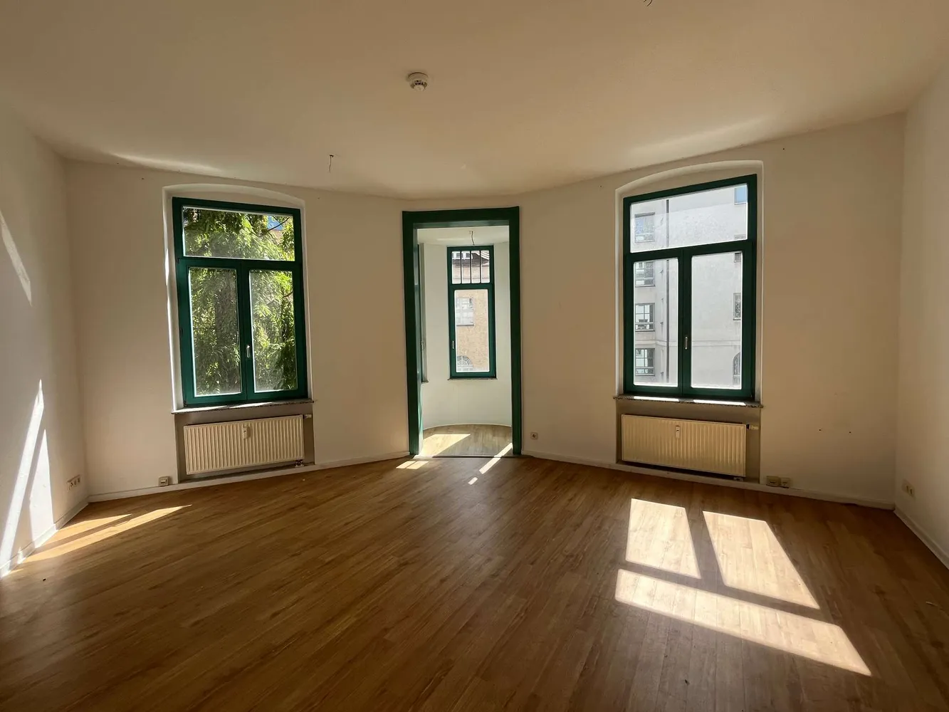5 Zimmer Wohnung mit 195 m² in Halle (Saale) – Bild 8