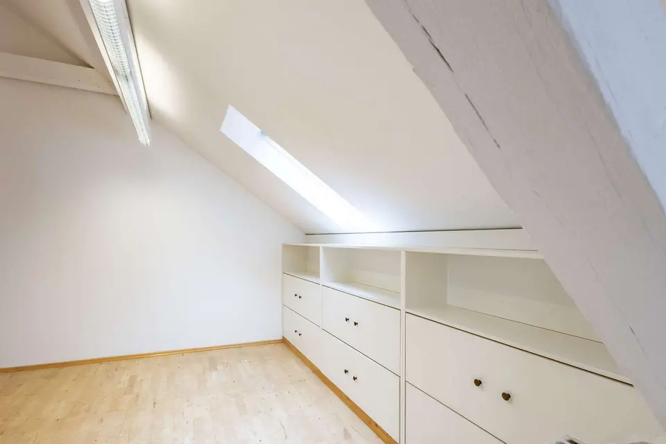 2 Zimmer Wohnung mit 111 m² in Nürnberg – Bild 4