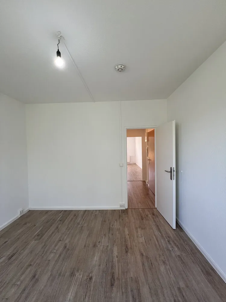 7 Zimmer Wohnung mit 125 m² in Chemnitz – Bild 8