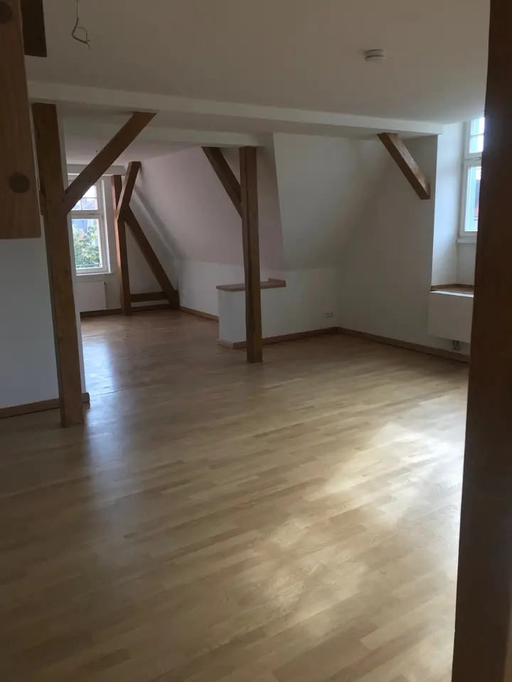 2 Zimmer Wohnung mit 100 m² in Dresden – Bild 9