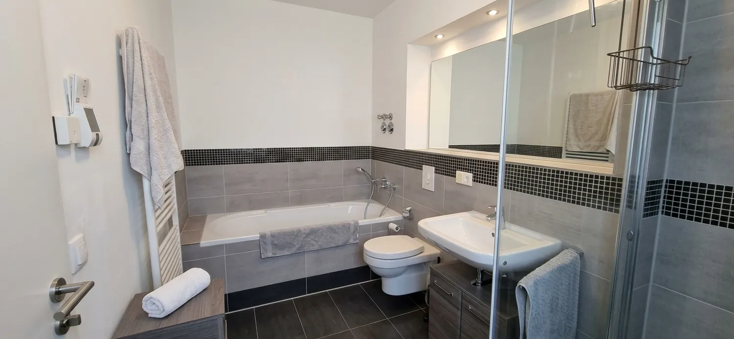 2 Zimmer Wohnung mit 65 m² in Berlin – Bild 2