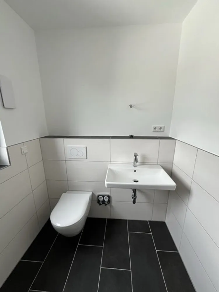 2 Zimmer Wohnung mit 66 m² in Wiesbaden – Bild 10