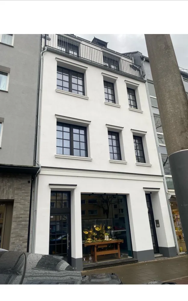 1 room apartment with 37 m² in Cologne – Photo 1