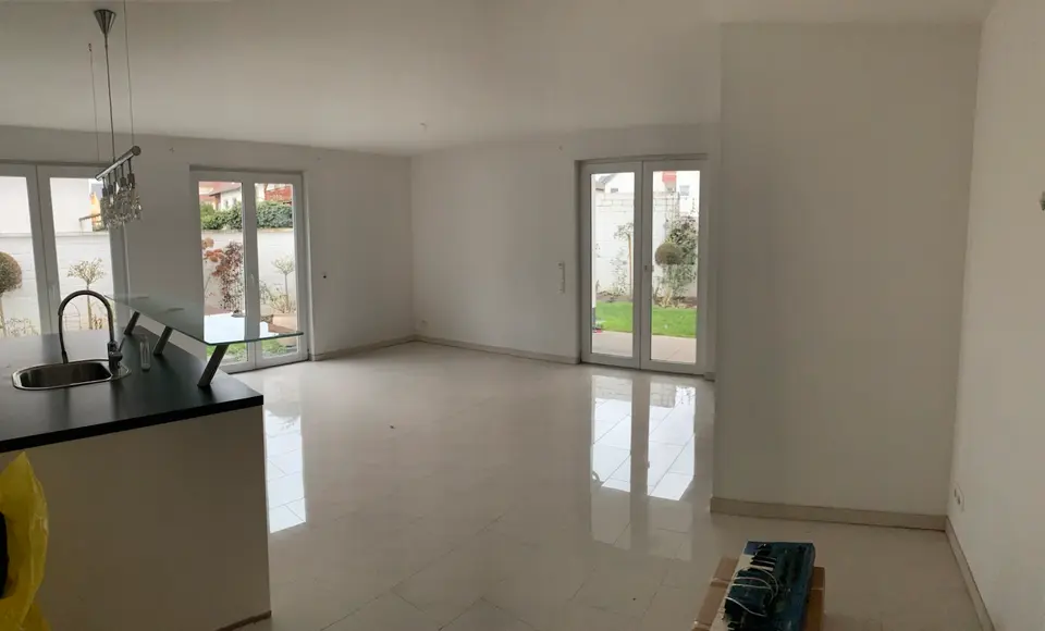 4 Zimmer Wohnung mit 96 m² in Mörfelden-Walldorf – Bild 1