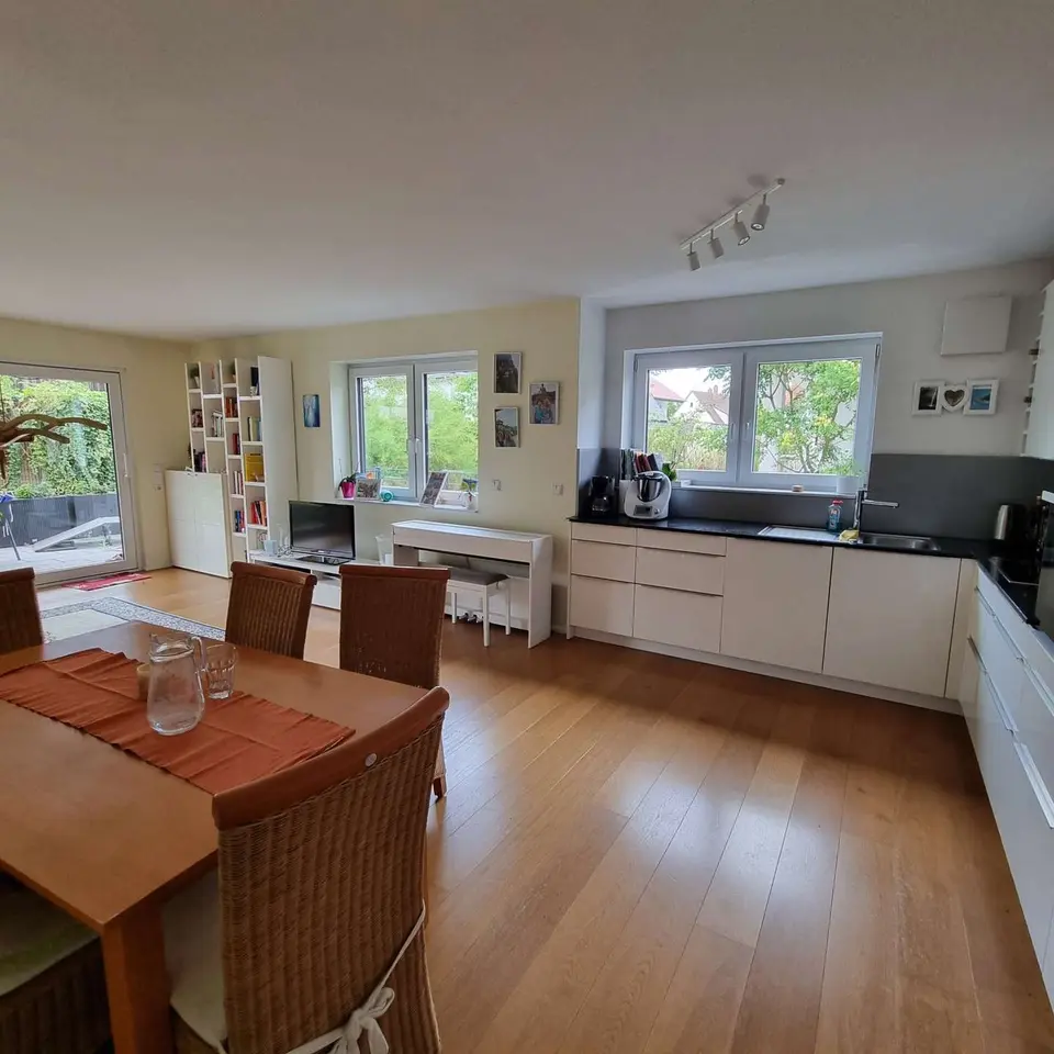 4 Zimmer Wohnung mit 115 m² in Heidelberg – Bild 1