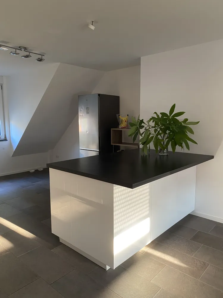 3 Zimmer Wohnung mit 135 m² in Düsseldorf – Bild 1