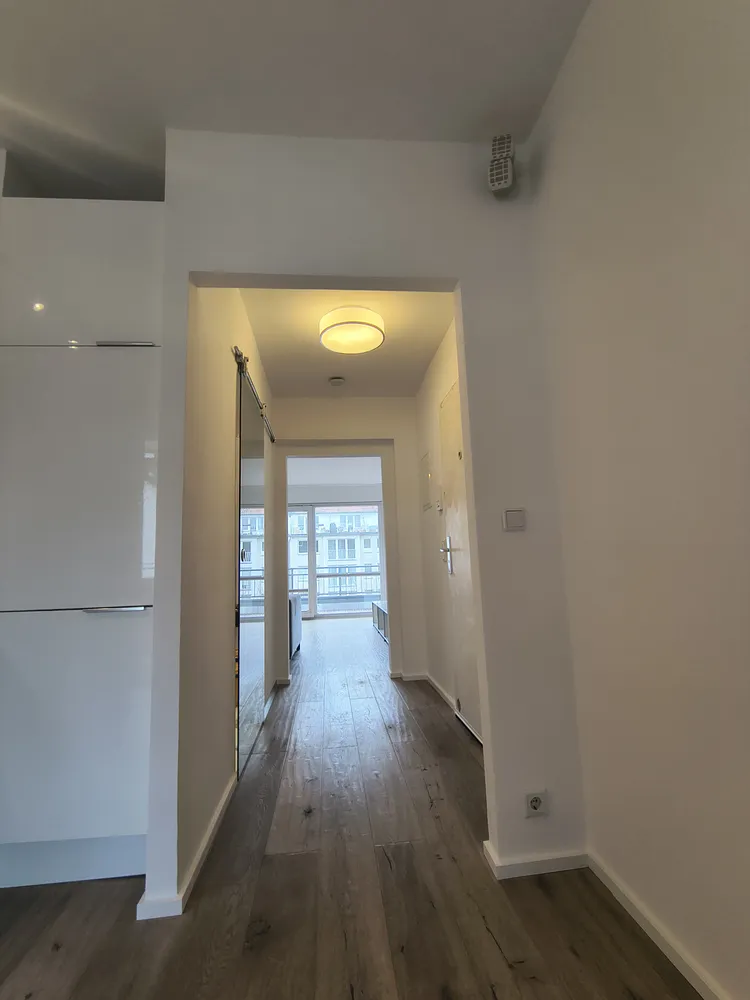 2 room apartment with 56 m² in Düsseldorf – Photo 4