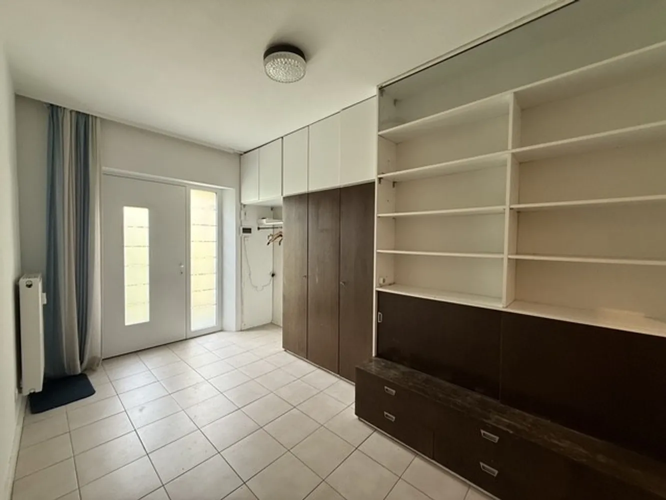 4 Zimmer Wohnung mit 150 m² in Aachen – Bild 2