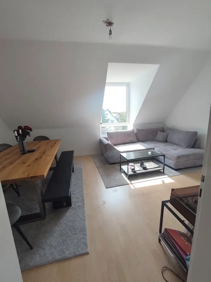 4 Zimmer Wohnung mit 65 m² in Hannover – Bild 2