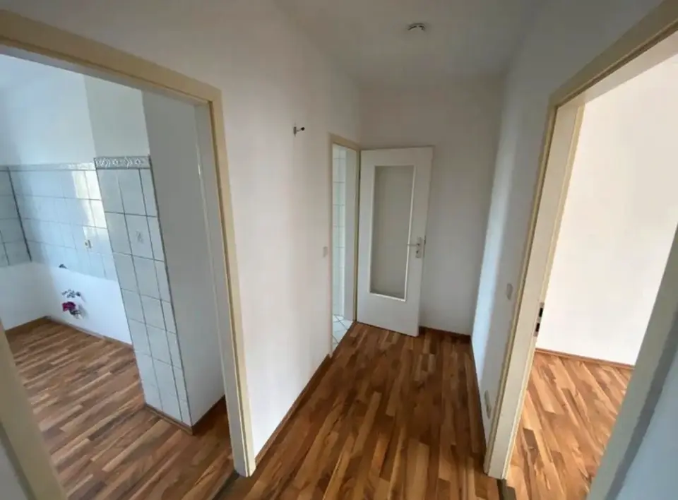 2 Zimmer Wohnung mit 44 m² in Suhl – Bild 9