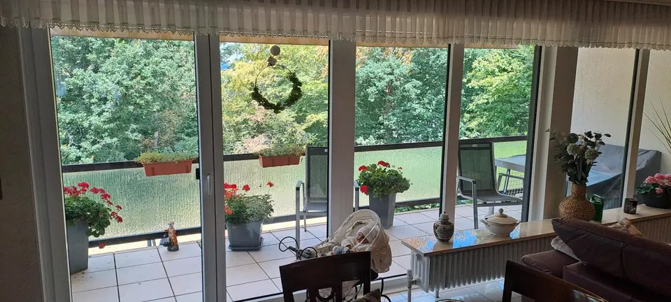 4 Zimmer Wohnung mit 100 m² in Saarbrücken – Bild 4