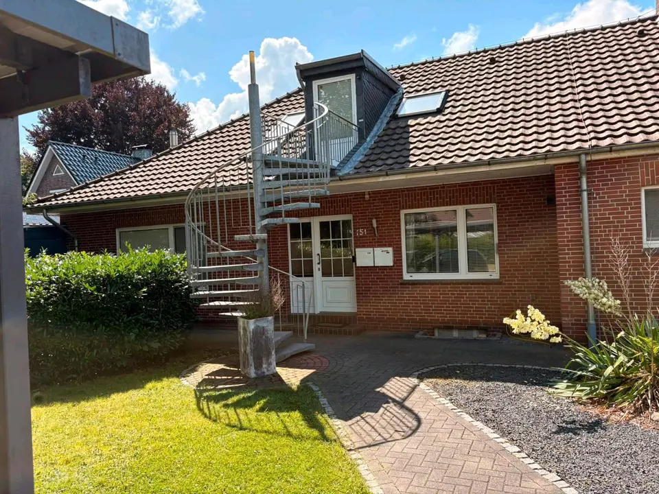3 Zimmer Wohnung mit 107 m² in Wilhelmshaven – Bild 2