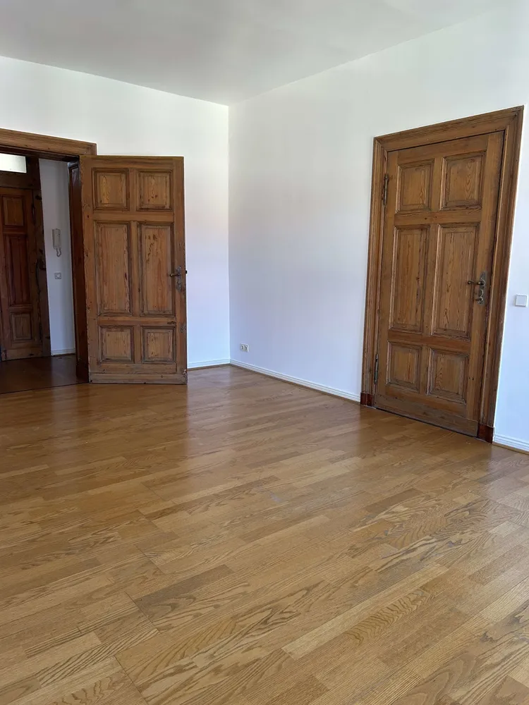 2 Zimmer Wohnung mit 81 m² in Berlin – Bild 12