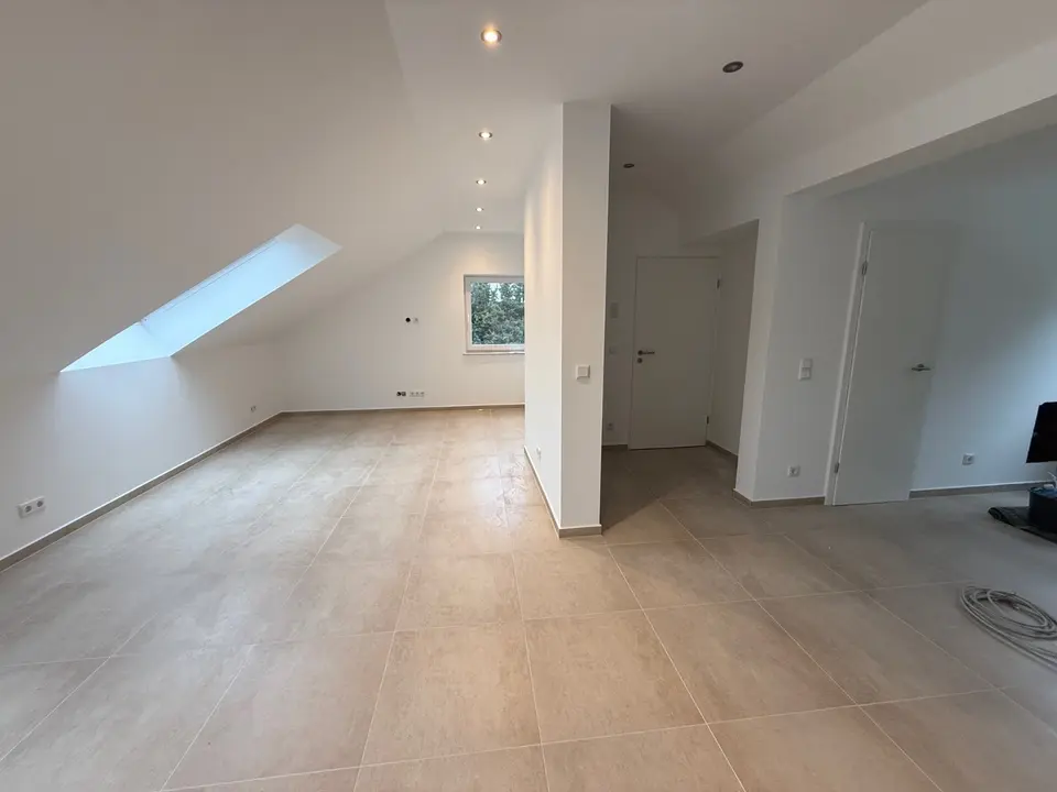 3 Zimmer Wohnung mit 85 m² in Velbert – Bild 2