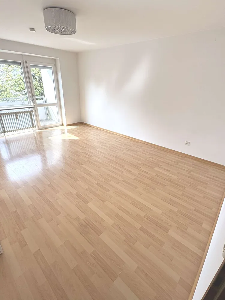 2 room apartment with 56 m² in Augsburg – Photo 5