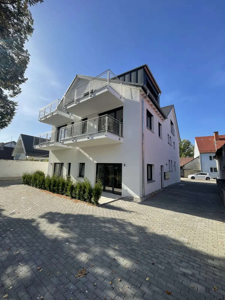 3 Zimmer Wohnung mit 100 m² in Karlsruhe – Bild 3