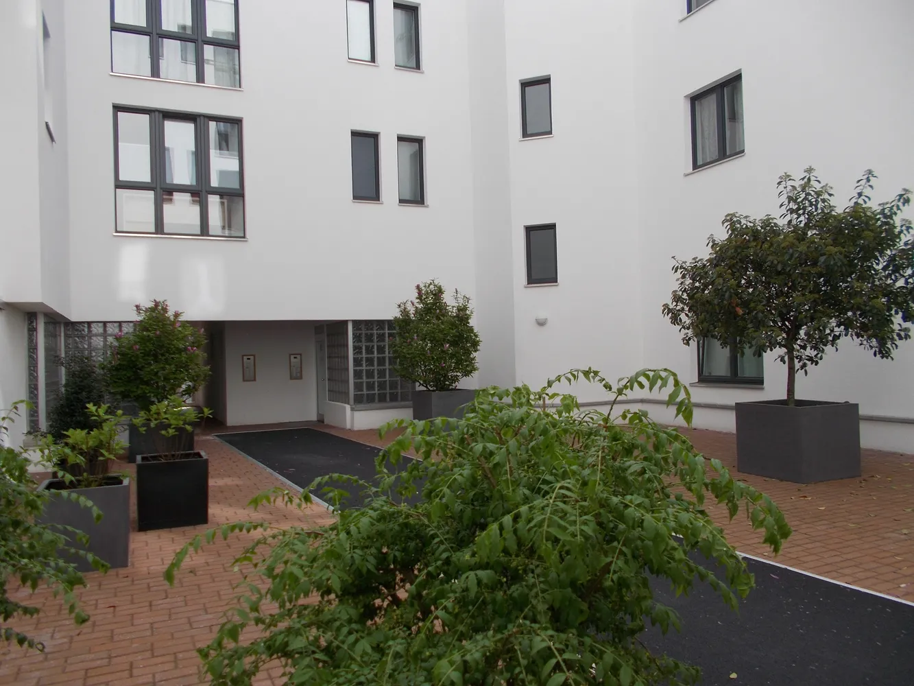 2 Zimmer Wohnung mit 82 m² in Berlin – Bild 12