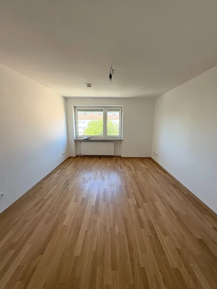 3 Zimmer Wohnung mit 66 m² in München – Bild 1