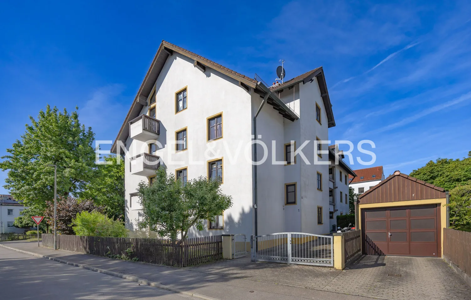 6 Zimmer Wohnung mit 164 m² in Germering – Bild 1