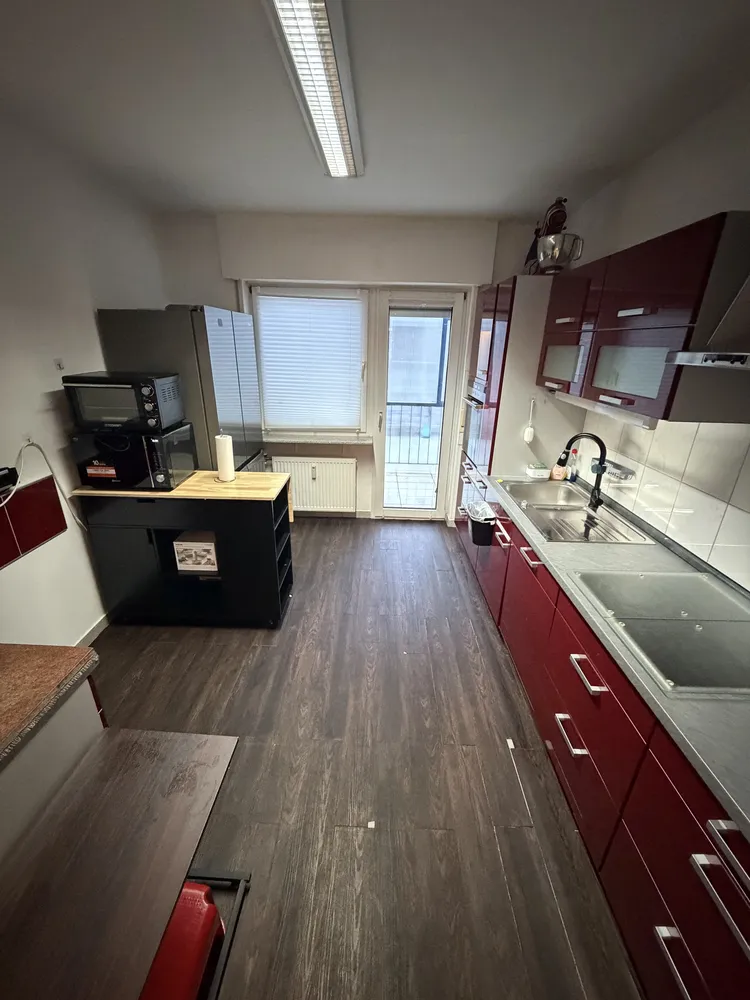 3 Zimmer Wohnung mit 81 m² in Frankfurt am Main – Bild 2