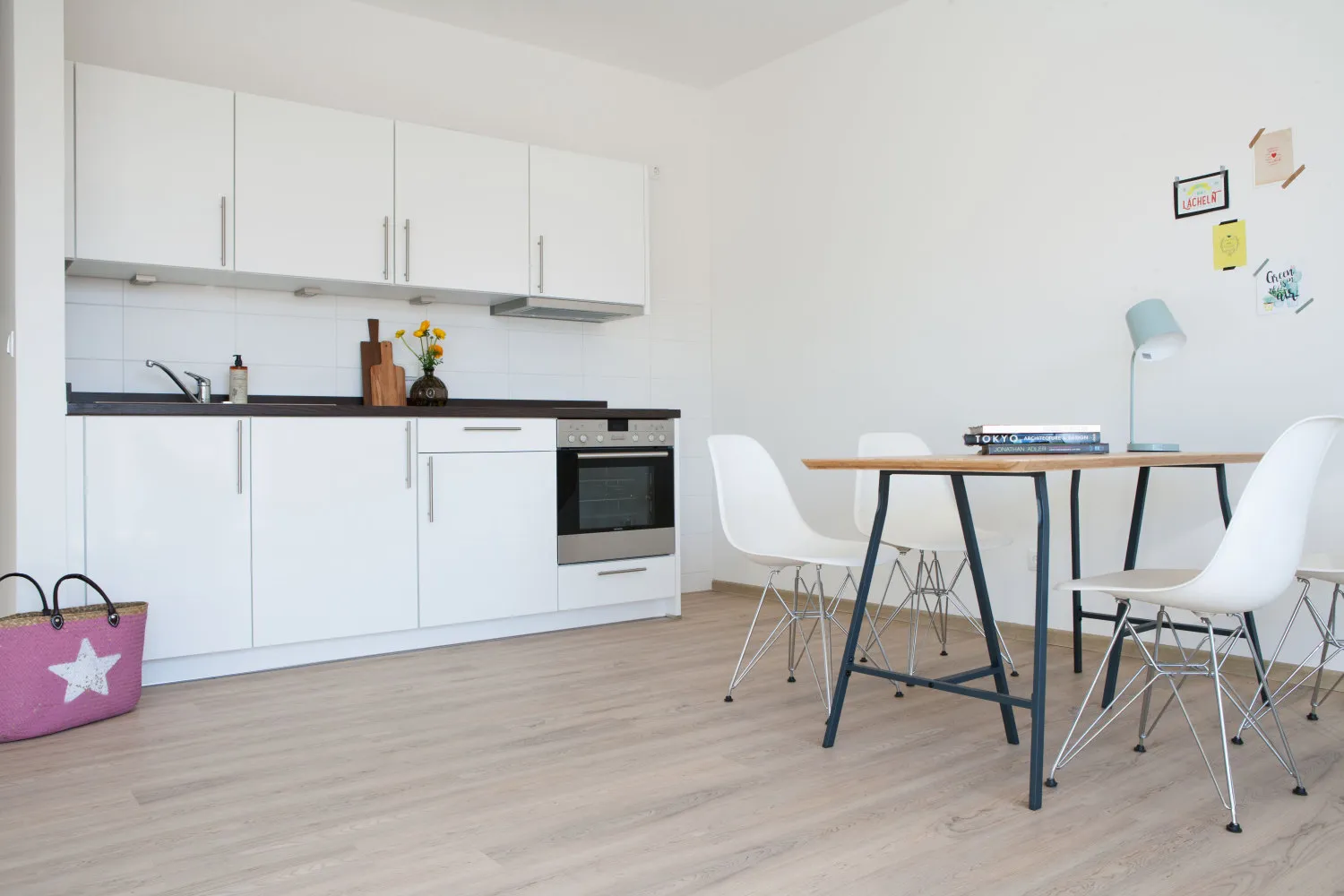 2 Zimmer Wohnung mit 49 m² in Stade – Bild 1