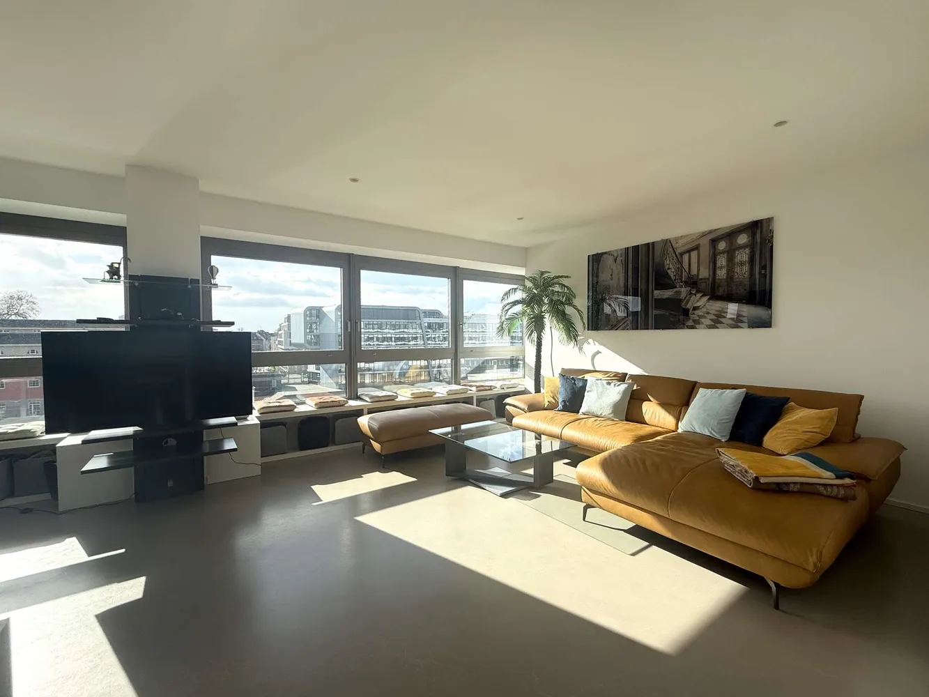 2 Zimmer Wohnung mit 133 m² in Köln – Bild 6