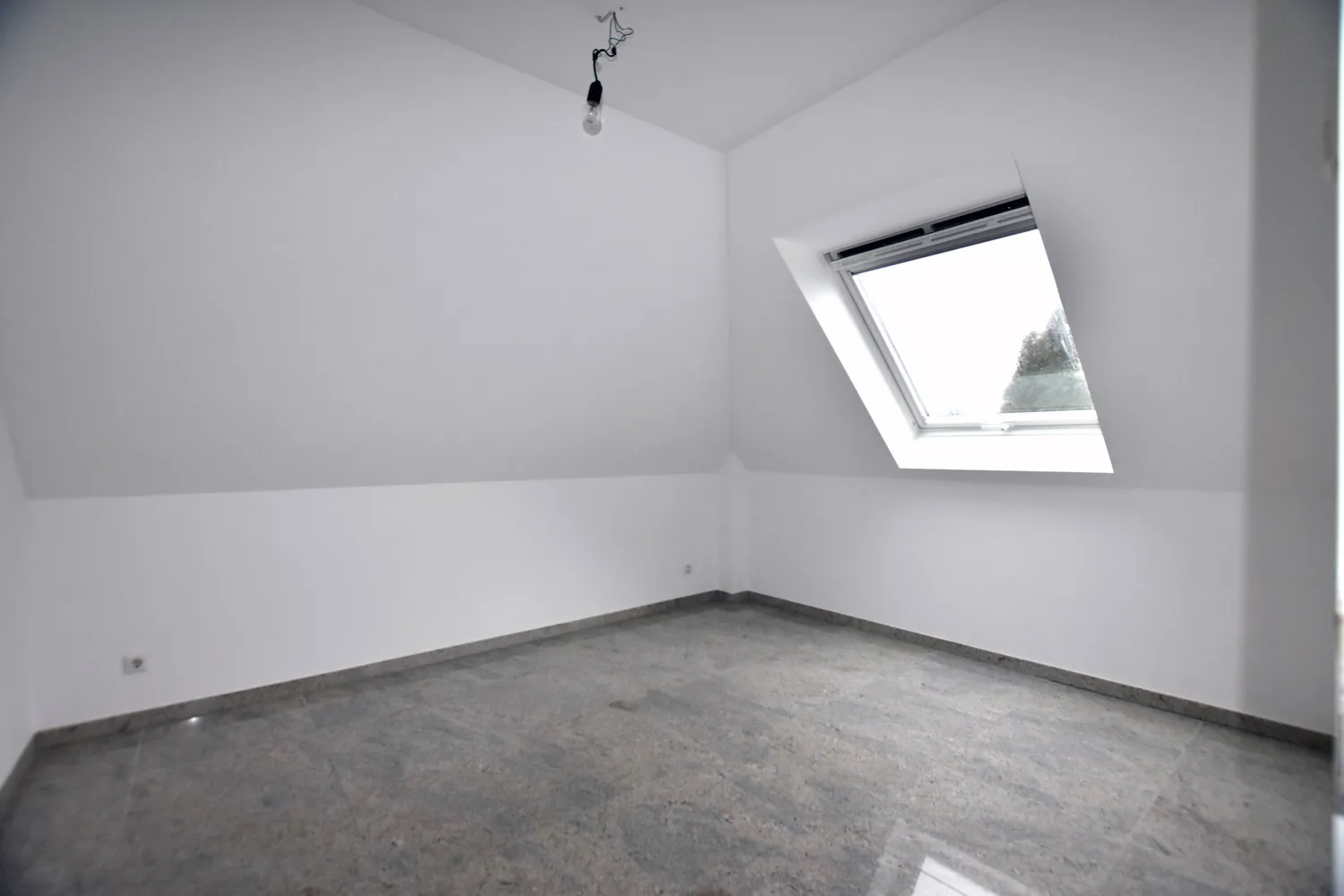6 Zimmer Wohnung mit 115 m² in Dortmund – Bild 2