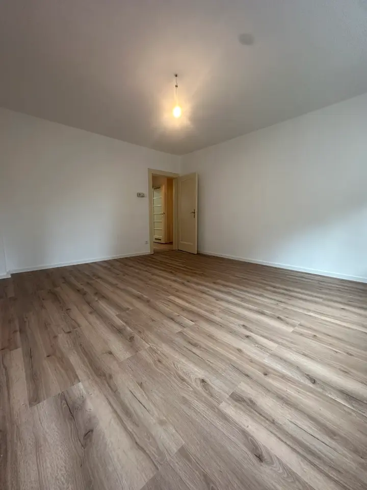 4 Zimmer Wohnung mit 104 m² in Wuppertal – Bild 2