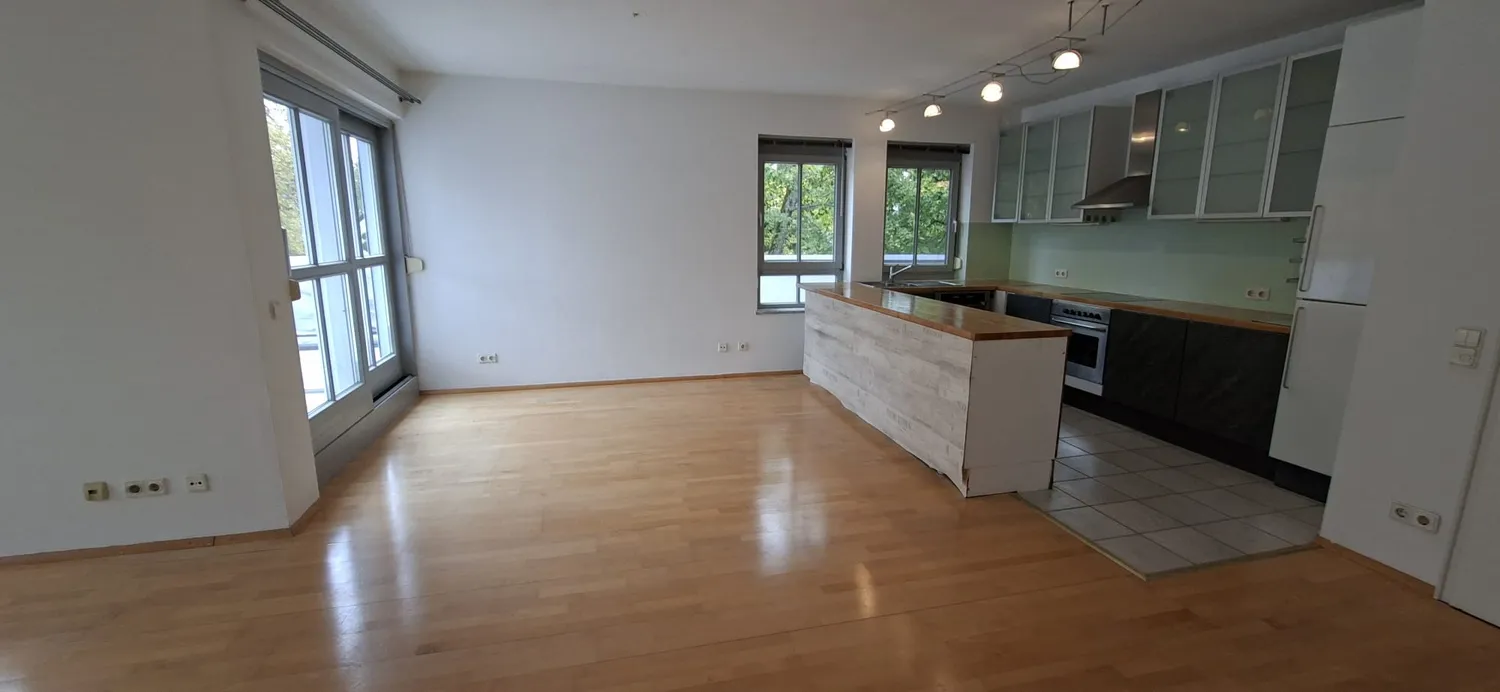 2 room apartment with 75 m² in Munich – Photo 8