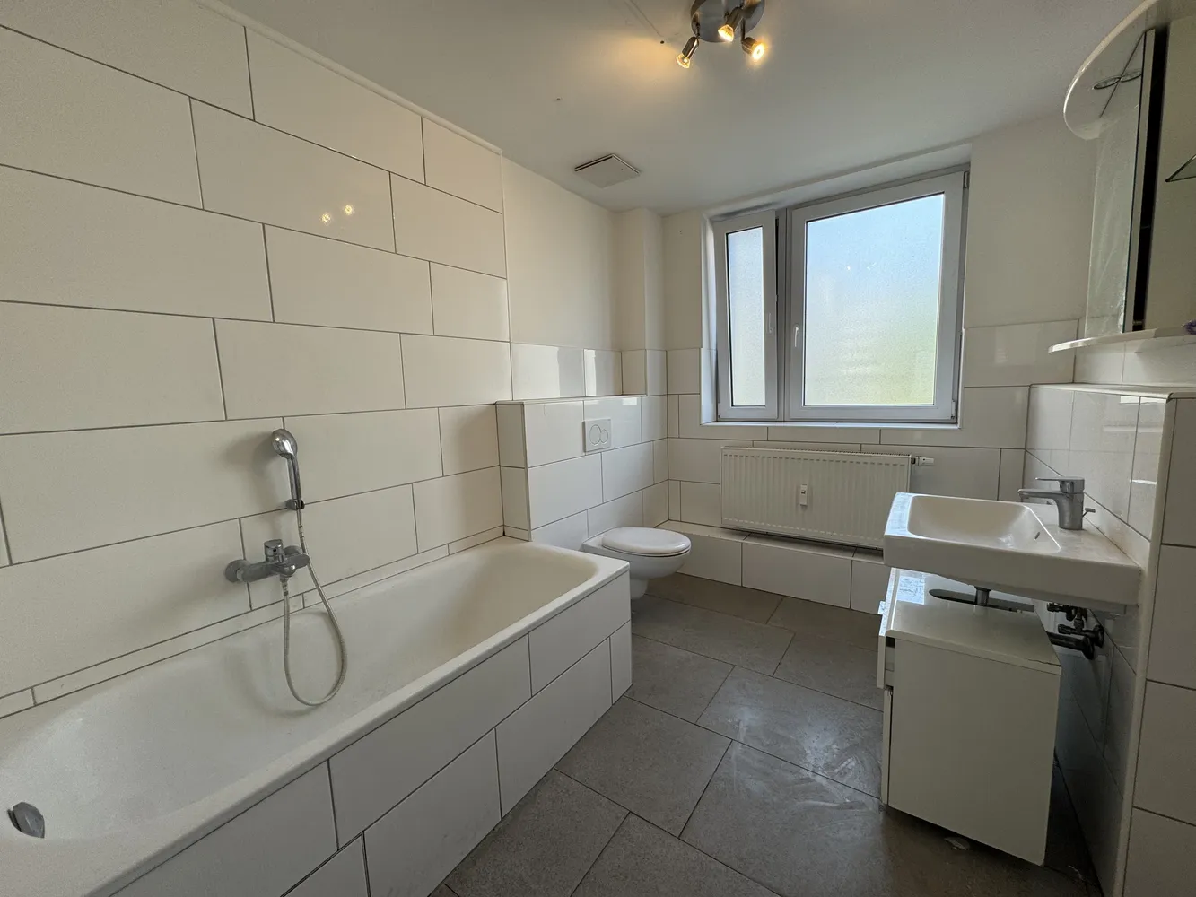 3 Zimmer Wohnung mit 71 m² in Frankfurt am Main – Bild 2