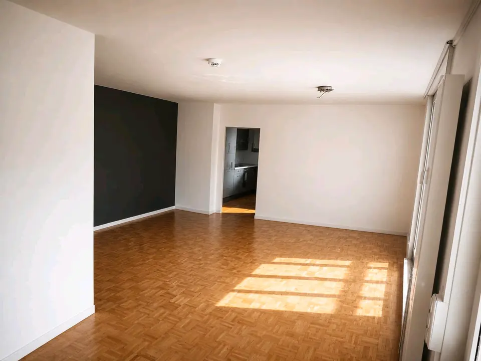 3 Zimmer Wohnung mit 85 m² in Mönchengladbach – Bild 2