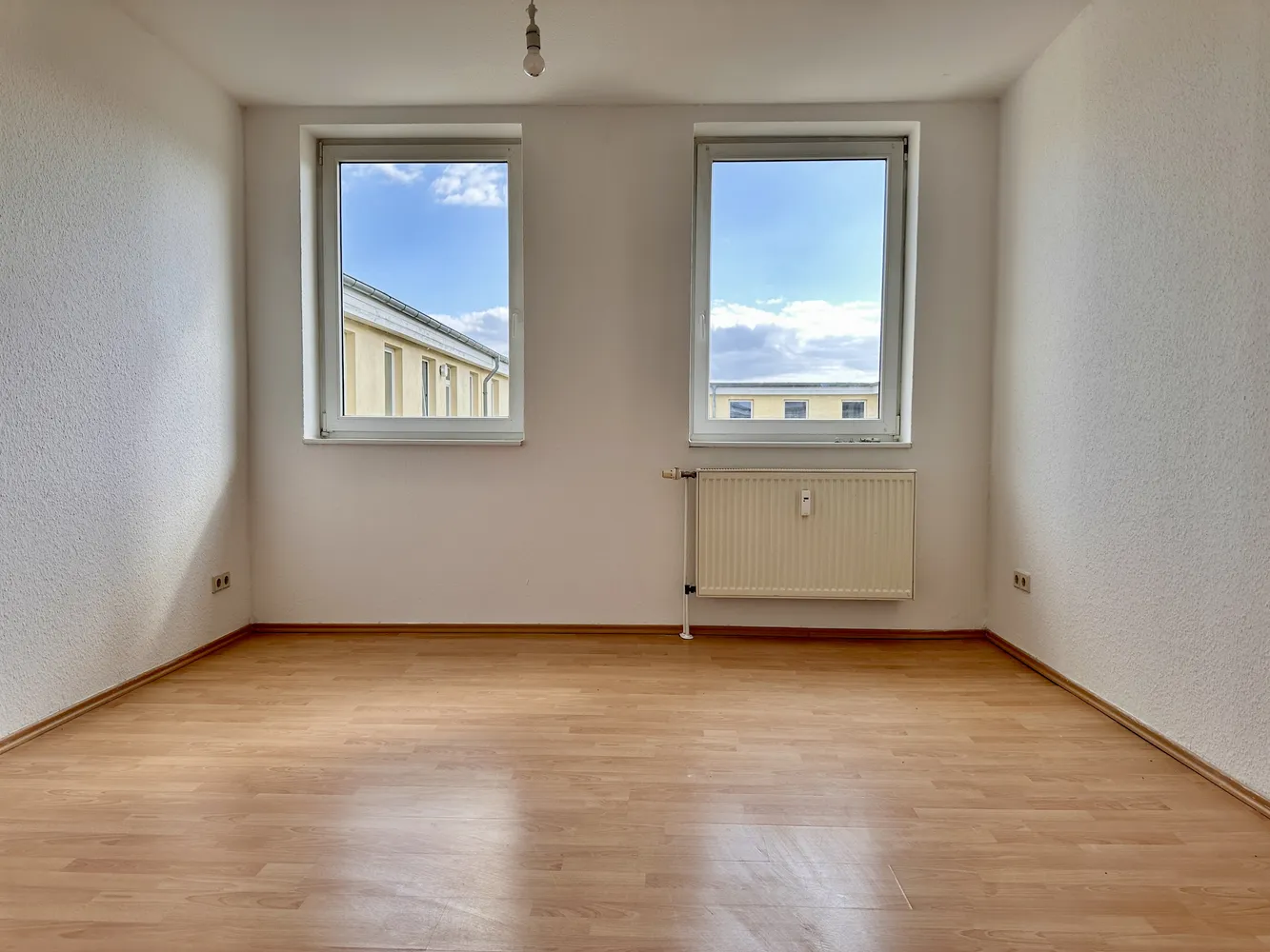 3 Zimmer Wohnung mit 76 m² in Magdeburg – Bild 1