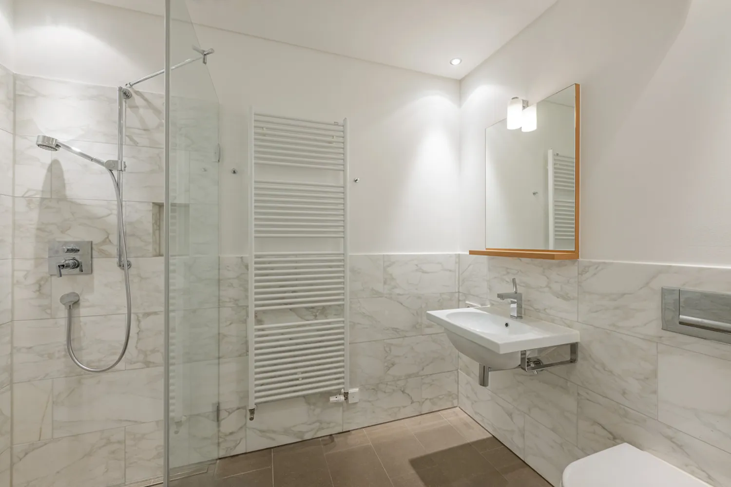 4 Zimmer Wohnung mit 234 m² in Hamburg – Bild 10
