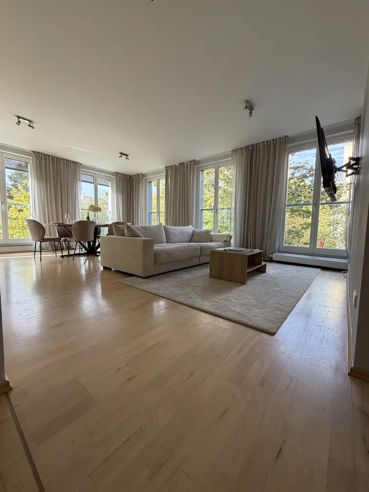 3 room apartment with 95 m² in Berlin – Photo 2