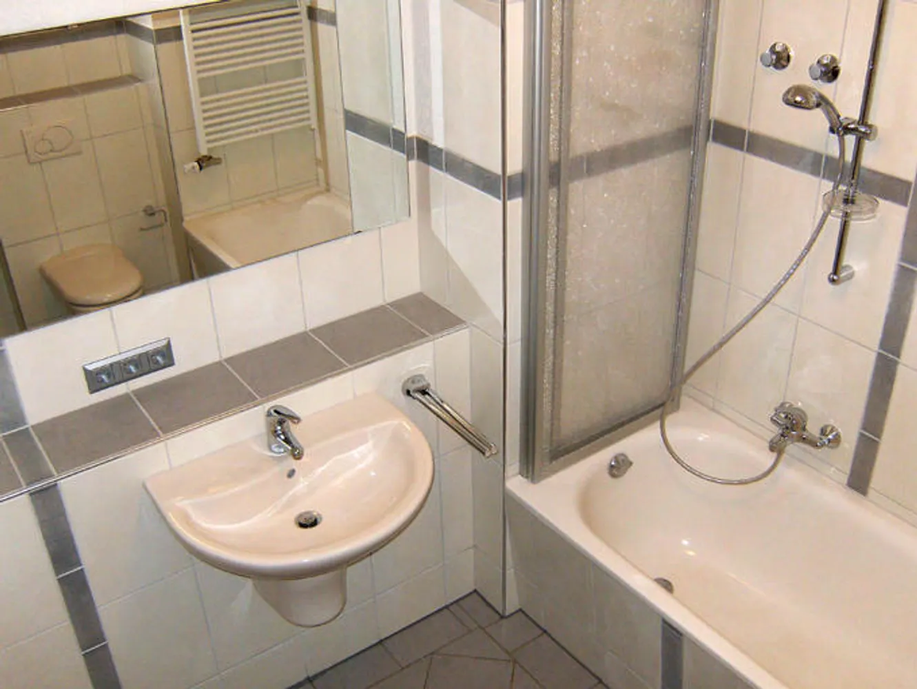 4 Zimmer Wohnung mit 107 m² in Köln – Bild 6