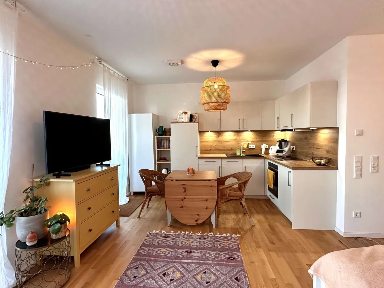 1 Zimmer Wohnung mit 32 m² in Regensburg – Bild 2