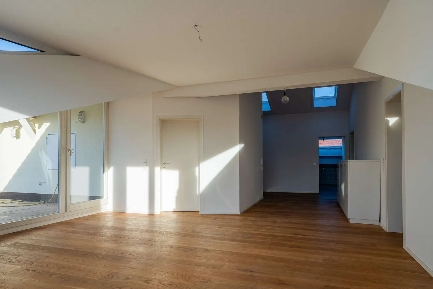 4 Zimmer Wohnung mit 168 m² in Stuttgart – Bild 7