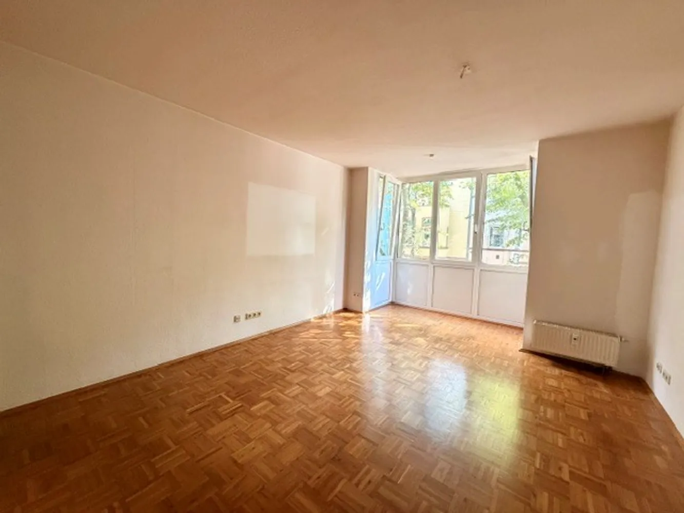 2 room apartment with 45 m² in Düsseldorf – Photo 2