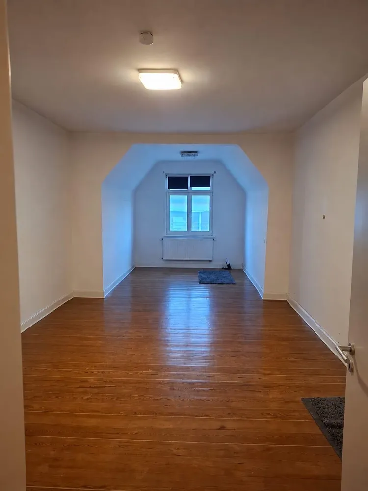 5 Zimmer Wohnung mit 186 m² in Wiesbaden – Bild 4
