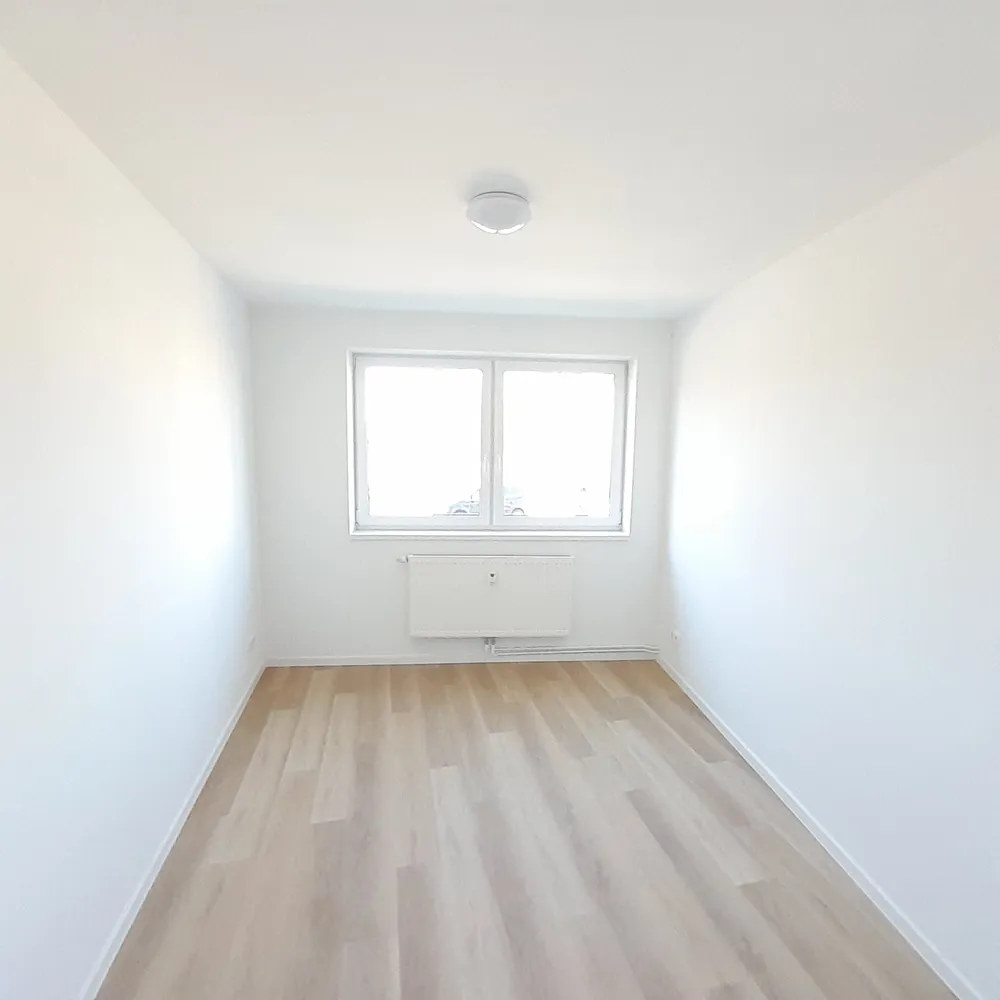 6 Zimmer Wohnung mit 173 m² in Halle (Saale) – Bild 3