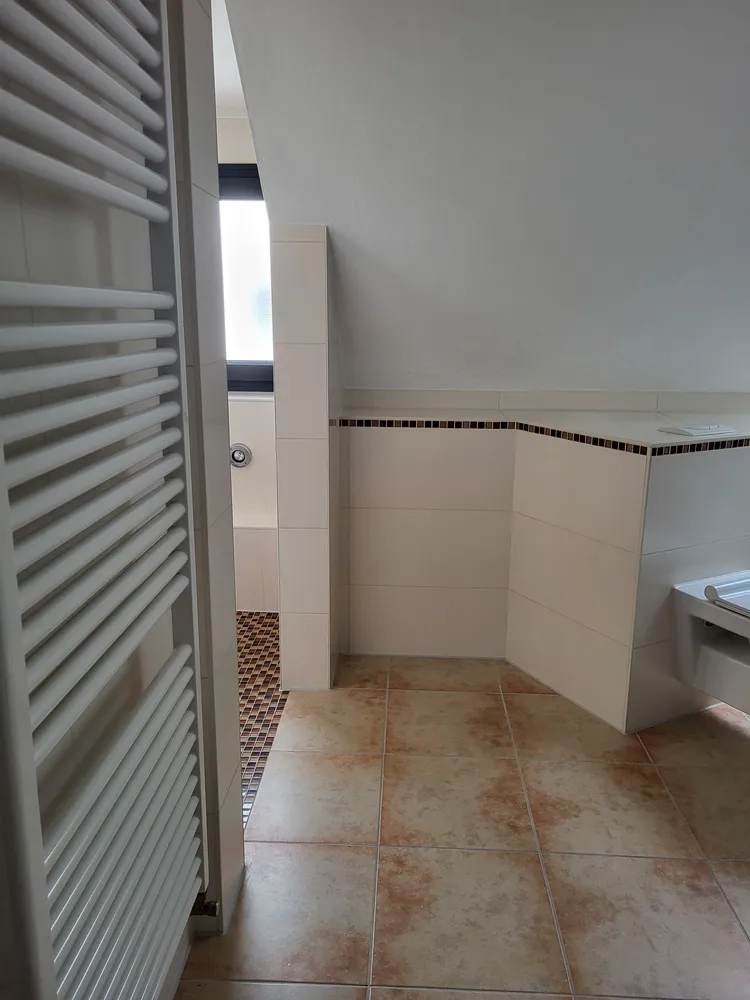 4 Zimmer Wohnung mit 90 m² in Homburg – Bild 9