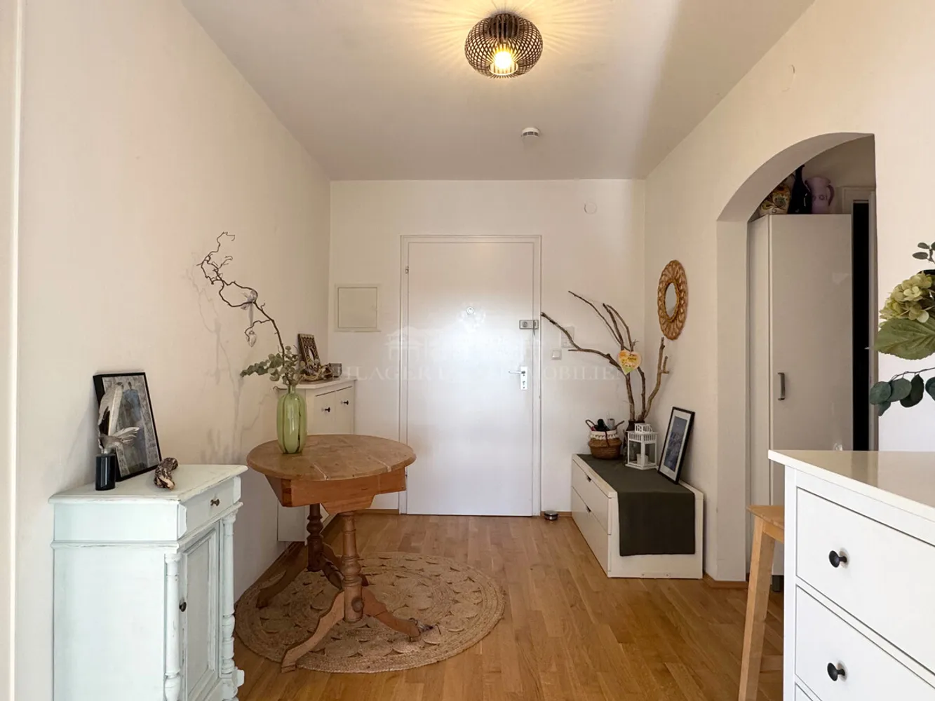 3 Zimmer Wohnung mit 83 m² in München – Bild 2