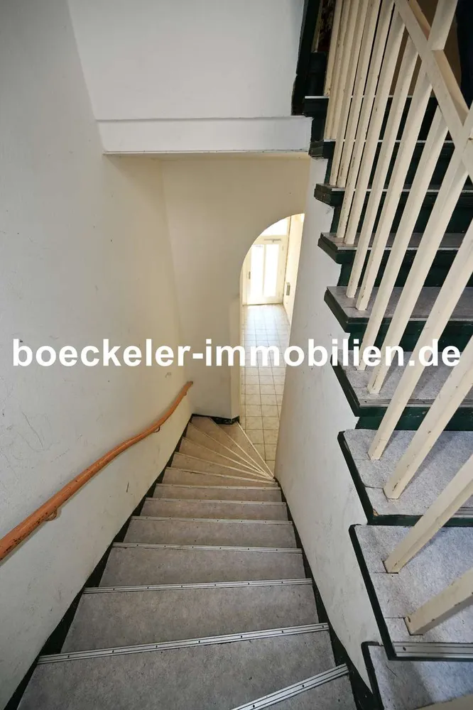 2 Zimmer Wohnung mit 65 m² in Naumburg (Saale) – Bild 5