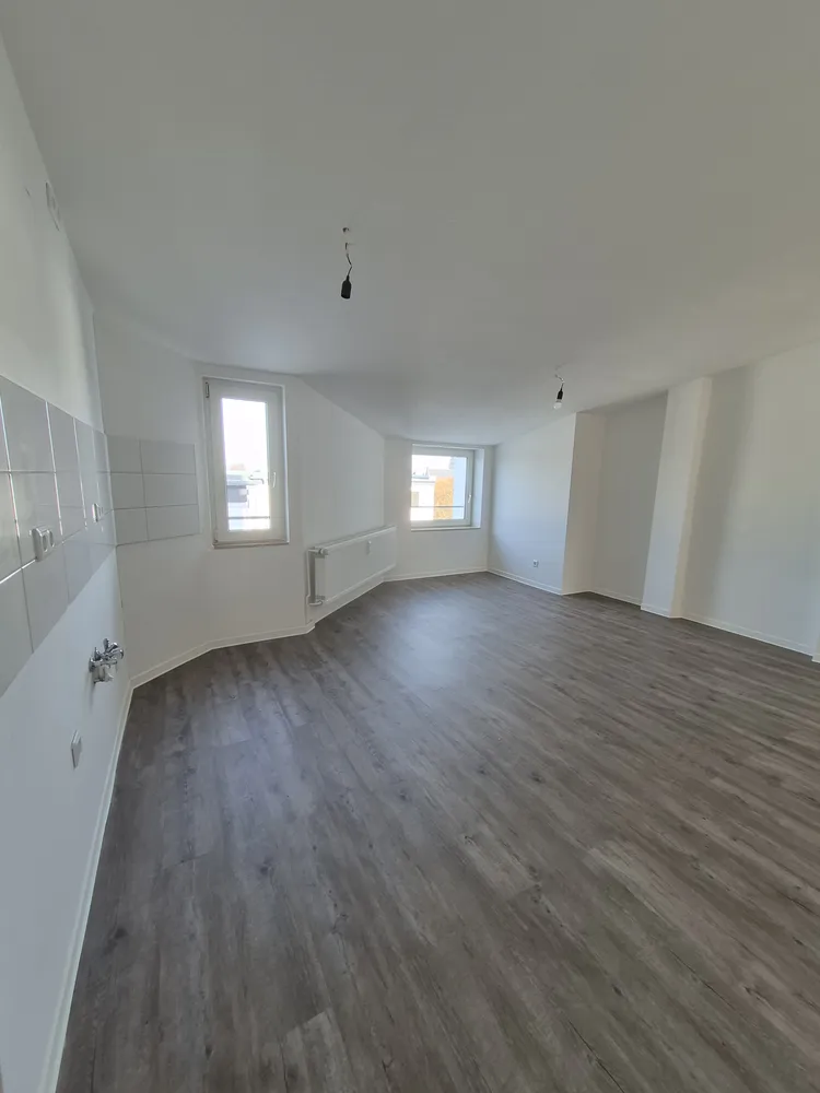 2 Zimmer Wohnung mit 83 m² in Magdeburg – Bild 2